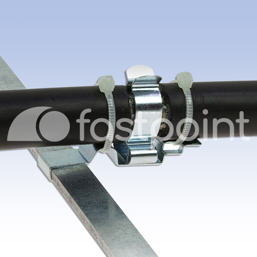 Abrazadera metálica para barra 10 x 3mm